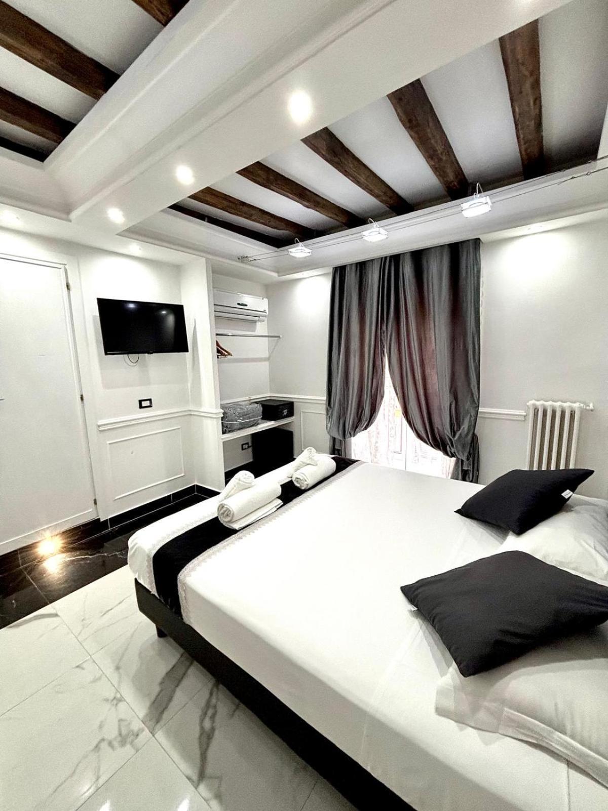 Hotel Relais Parlamento Rzym Zewnętrze zdjęcie